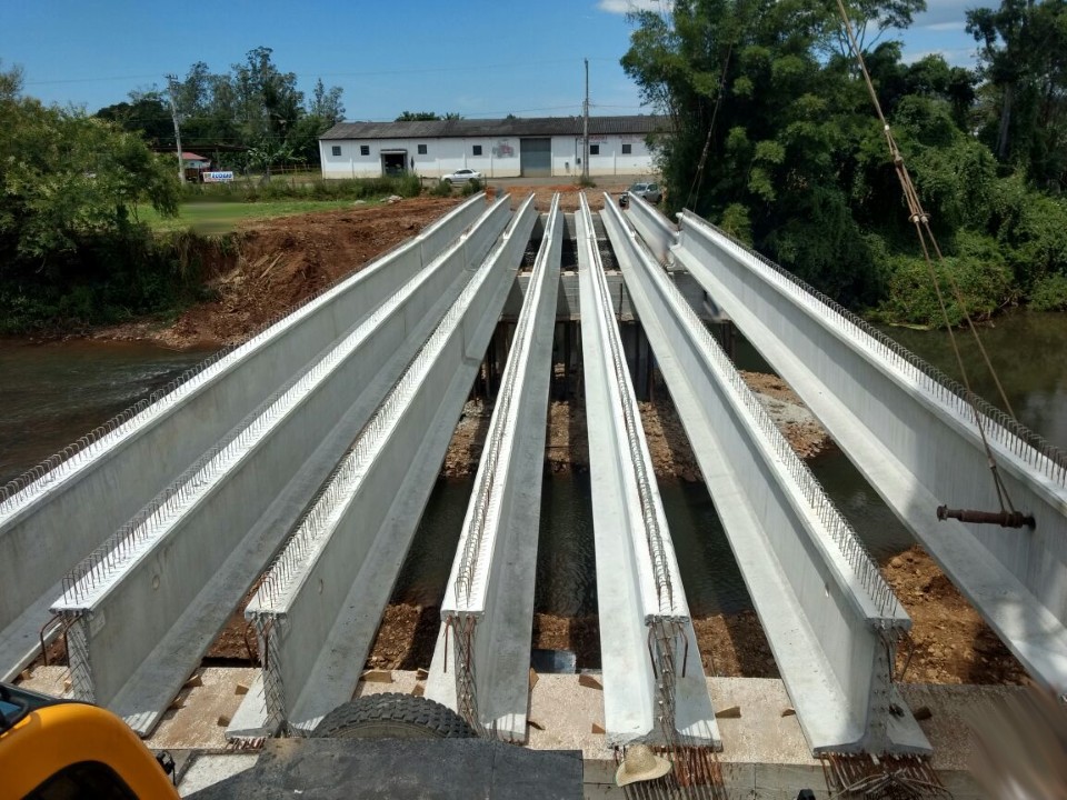 Ponte Jacinto Machado